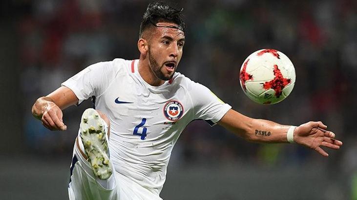 Mauricio Isla, Fenerbahçe için yola çıkıyor