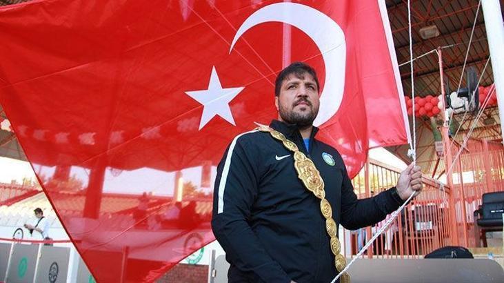 Daimi altın kemer 20 yıldır sahibini bulamıyor