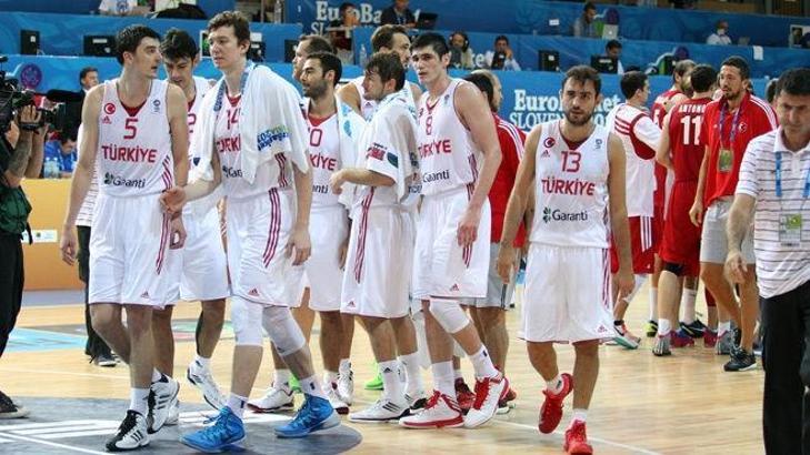 Devler'den buruk veda: 77-89