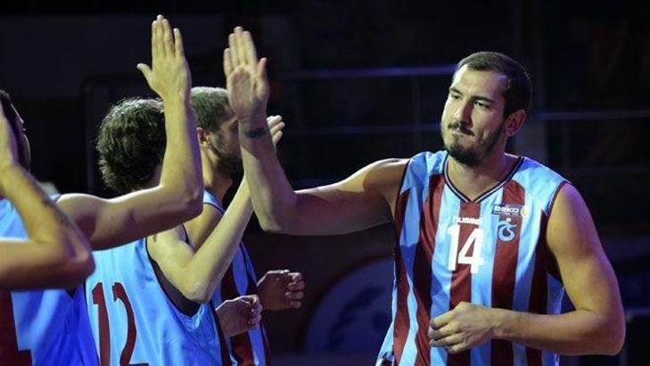 Basketbolcular Ayder Yaylası'nda