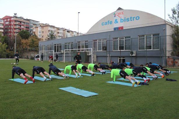 Kardemir Karabükspor'da Giresunspor maçı hazırlıklarını sürdürdü