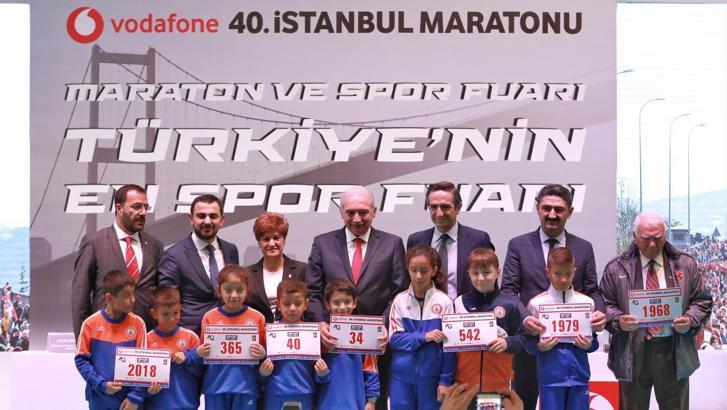 Vodafone 40. İstanbul Maratonu heyecanı Maraton ve Spor Fuarı'nda başladı