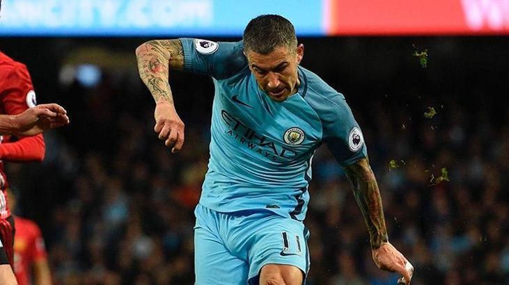 Beşiktaş'ta Marcelo'nun yerine adaylar: Vida, Badstuber ve Kolarov