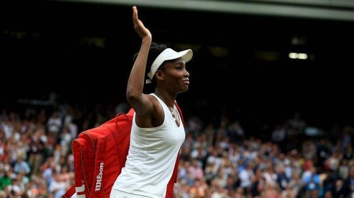 Venus Williams, Ostapenko'yu yenerek yarı finale çıktı