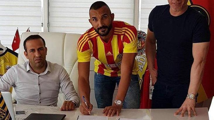 Evkur Yeni Malatyaspor'da Yalçın Ayhan imzayı attı