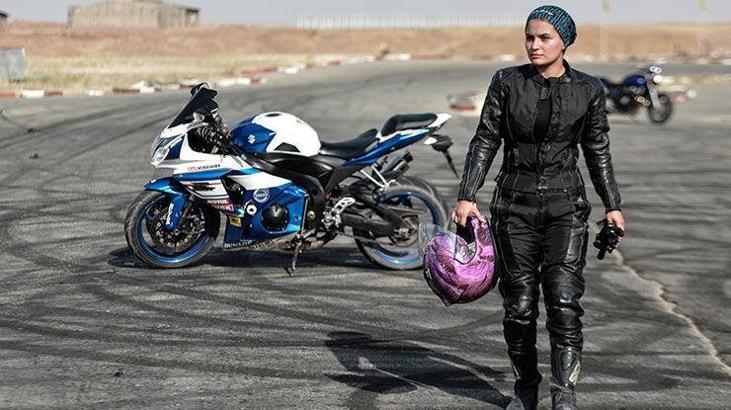 İranlı kadın motosikletçinin hayali engellerin kalkması
