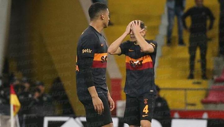 Galatasaray'da sert düşüş! Gol atamıyor, kalesini kapatamıyor...