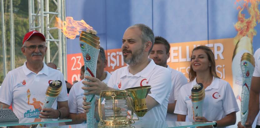 Olimpiyat meşalesi Samsun'da yandı