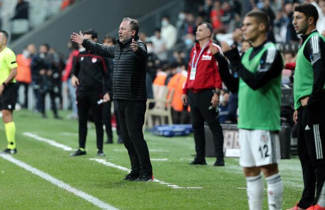 Beşiktaş'ın kulübesi zayıf kaldı