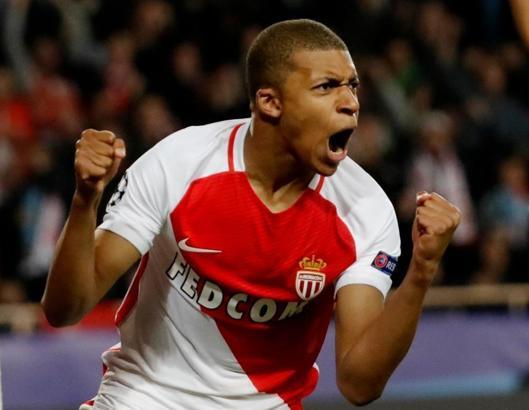 PSG, Mbappe ile görüştü!