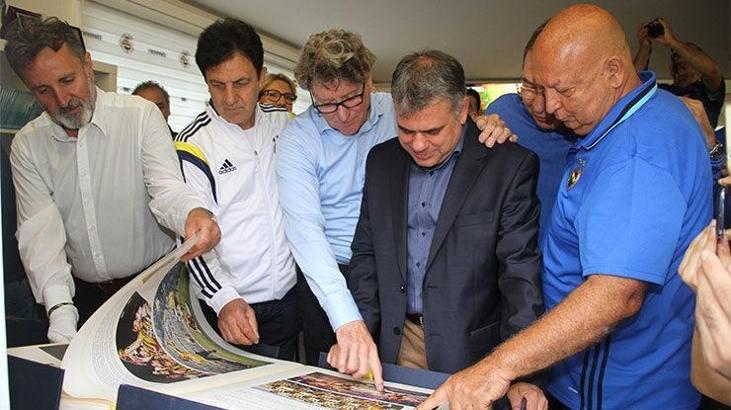 Fenerbahçe'nin eski futbolcuları Köln'de bir araya geldi
