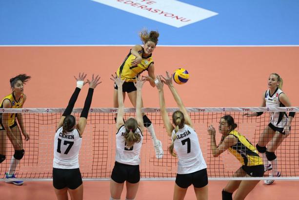 Beşiktaş: 0 - VakıfBank: 3