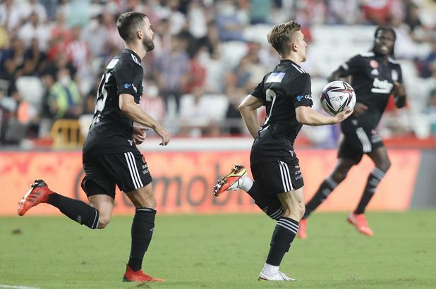 Beşiktaş, yarın Adana Demirspor'u konuk edecek