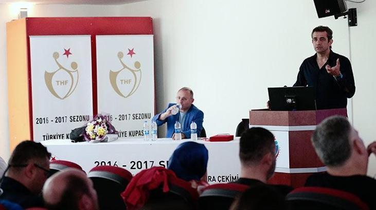 Hentbolda Antrenörlük Gelişim ve Lisans Yenileme Semineri