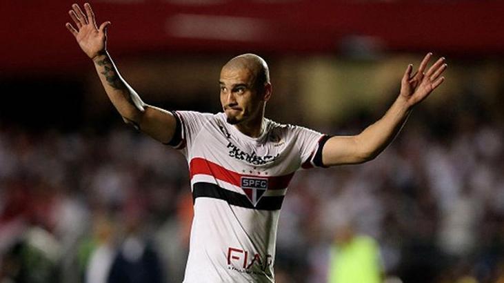 Maicon Sao Paulo'ya veda etti