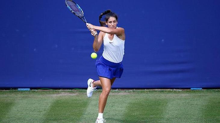 Çağla ve İpek Wimbledon'da tur atladı