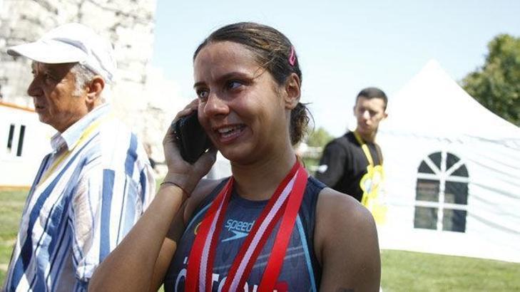 Tarih yazdı