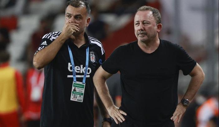 Beşiktaş'ta sakatlıklar Sergen Yalçın'ı zorluyor