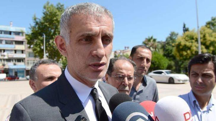 Hacıosmanoğlu'ndan siyasete ağır eleştiri