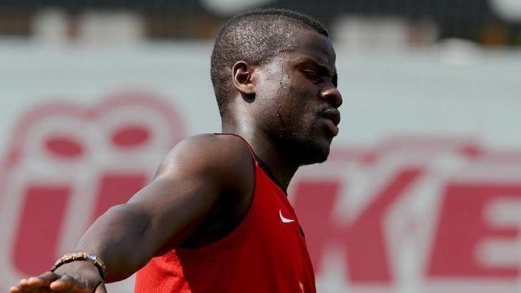 Eboue'nin aşkı platonik değil!