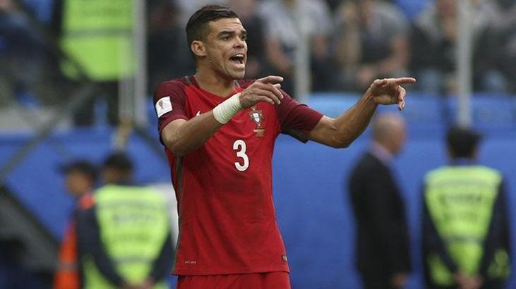 Pepe Kartal'a imzayı atıyor