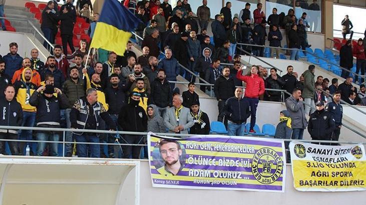 Ağrı 1970 Spor'dan Koray Şener için anlamlı pankart