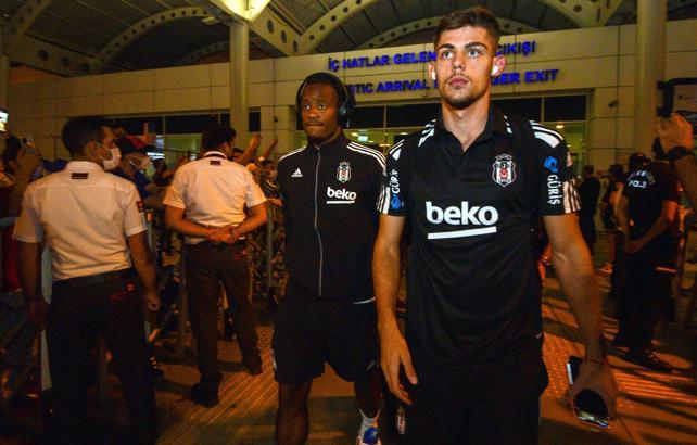 Beşiktaş'ta savunmaya zorunlu ikili!