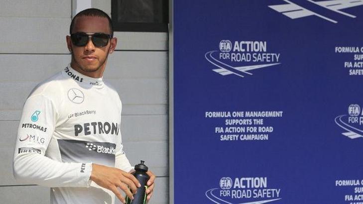 İlk cebi Hamilton kaptı