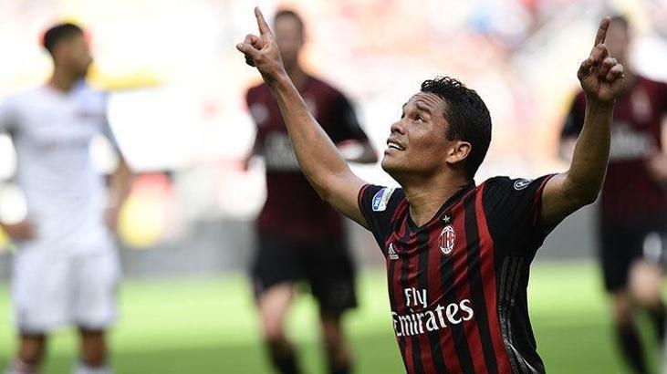 Son dakika... Carlos Bacca'dan transfer açıklaması!