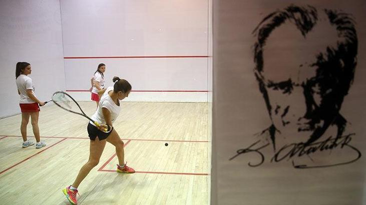 Başkentte squash heyecanı