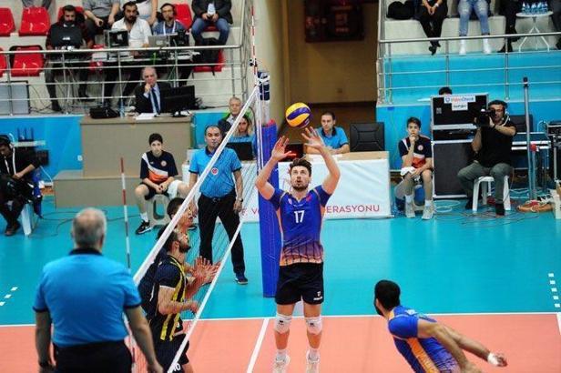Efeler Ligi | İstanbul Büyükşehir Belediyespor: 3 - Fenerbahçe: 2