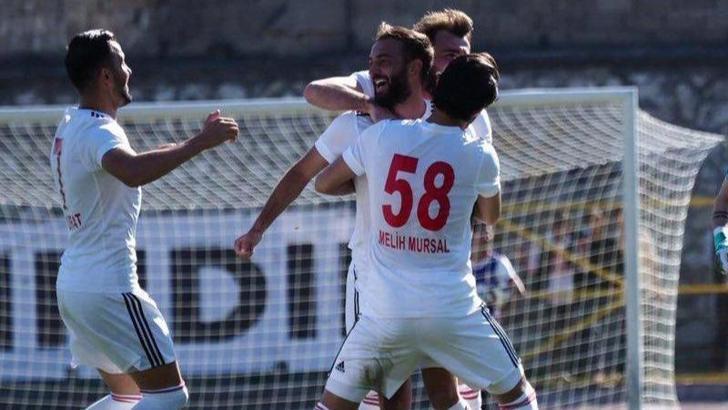 TFF 2. Lig | Utaş Uşakspor - Gaziantepspor: 3-0
