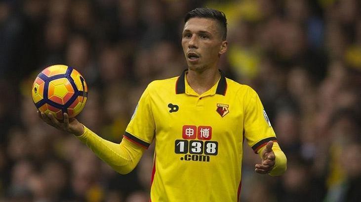 Fenerbahçe ve Galatasaray'a Jose Holebas önerisi