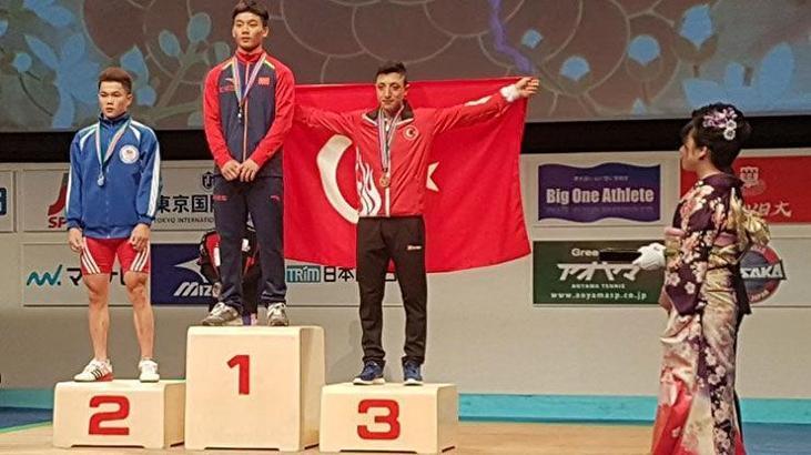 İsa Güngör, bronz madalya kazandı