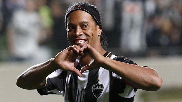 Ronaldinho: Kupayı kaldırıp geliyorum