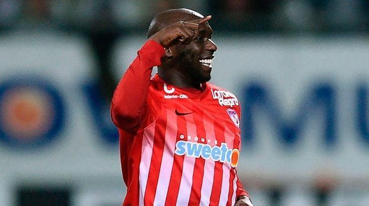 Yeni Malatyaspor'da Issiar Dia bombası