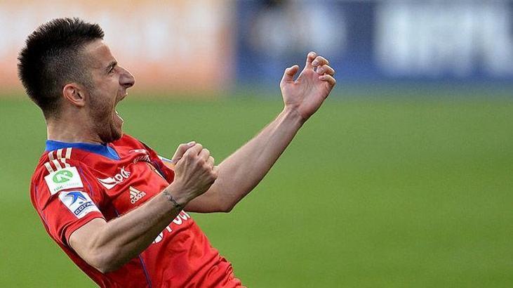 Galatasaray'a süper solak: Tosiç