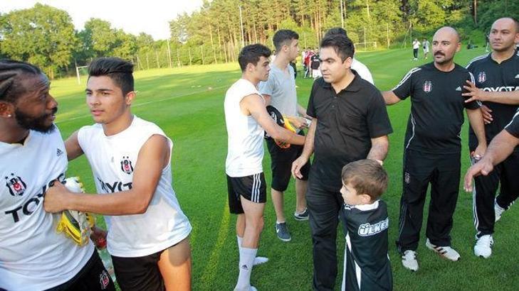 Fernandes taraftara saldırdı!