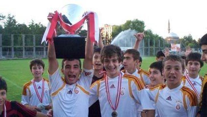 Galatasaray U13'te şampiyon