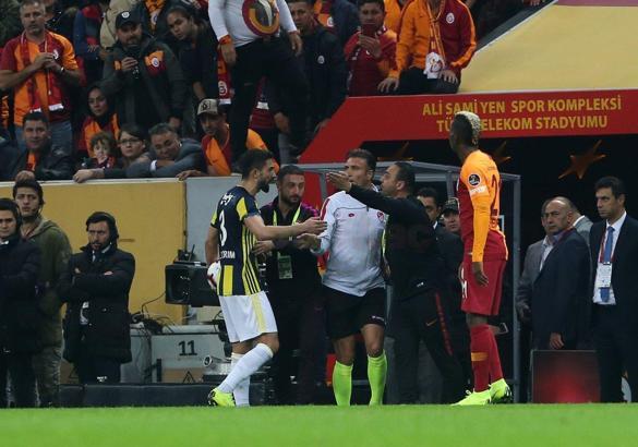 Hasan Ali Kaldırım ile Hasan Şaş arasında gerginlik