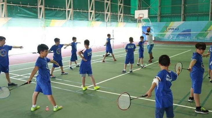 İBB'den gençlere ücretsiz yaz spor okulu