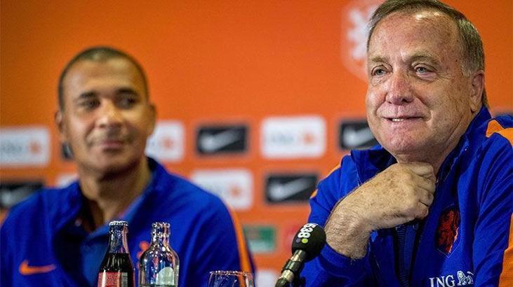 Advocaat'tan Sneijder açıklaması