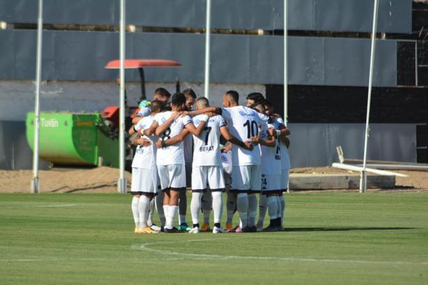 Nazilli Belediyespor, taraftarının yüzünü güldürdü