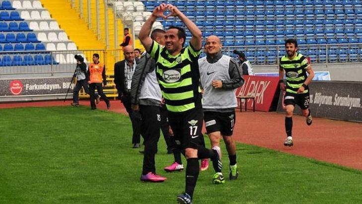 Gekas kalıyor