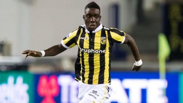 Galatasaray yeni Melo'yu buldu: Nakamba