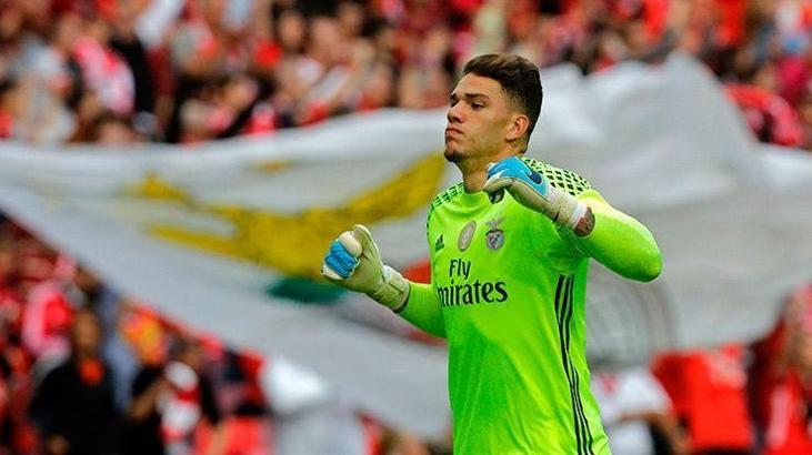 Ederson resmen Manchester City'de