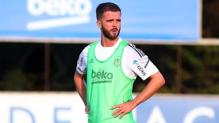 Beşiktaş'ın yeni transferi Pjanic: Koeman'lı Barcelona'da kalamazdım