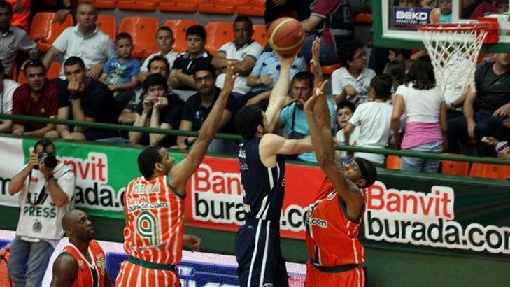 Banvit - Efes karşı karşıya