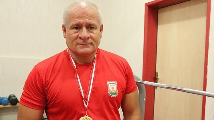 Mahmut Toprak, madalyalara abone oldu