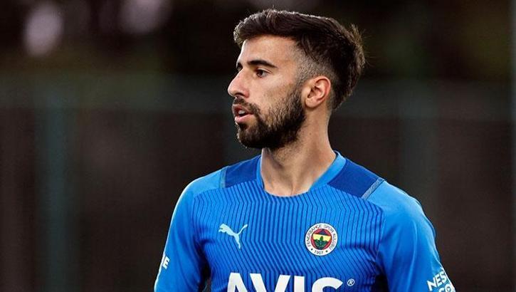 Fenerbahçe'de Diego Rossi formayı kapıyor!